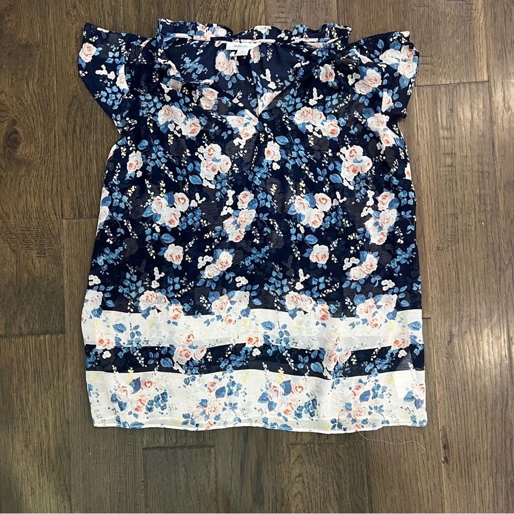 Motherhood Sheer Maternity Top - Picture 6 of 11